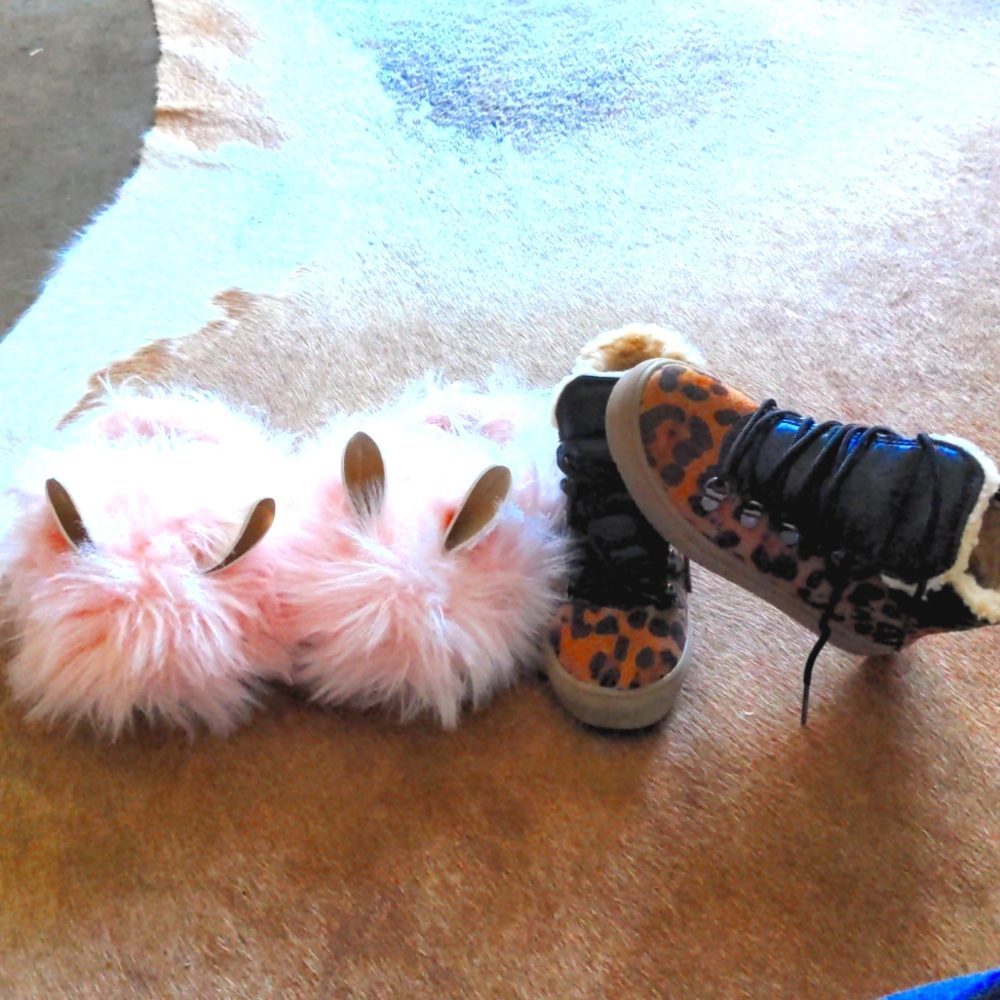 Girls shoes